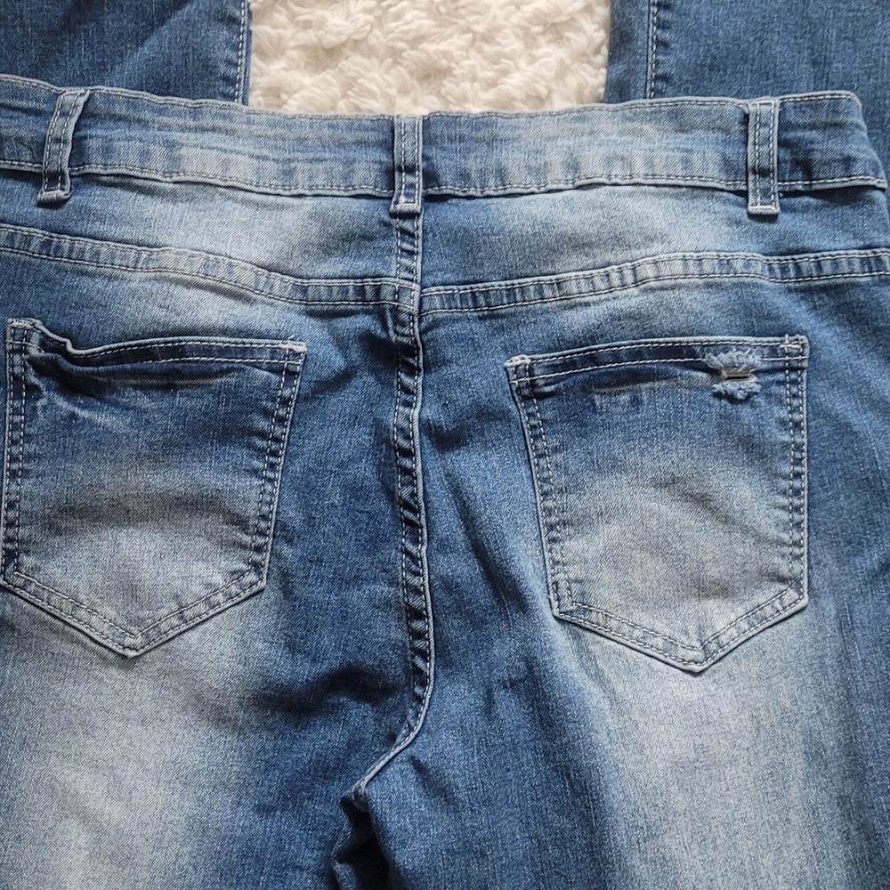 Women's Straight Leg Jeans - Blue